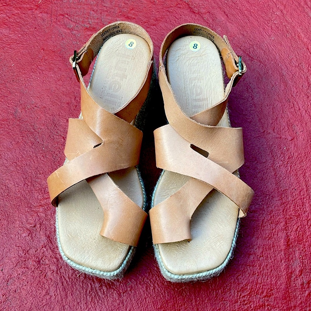 Rarely worn Jutelia Espadrilles in beige leather (upper) size 8